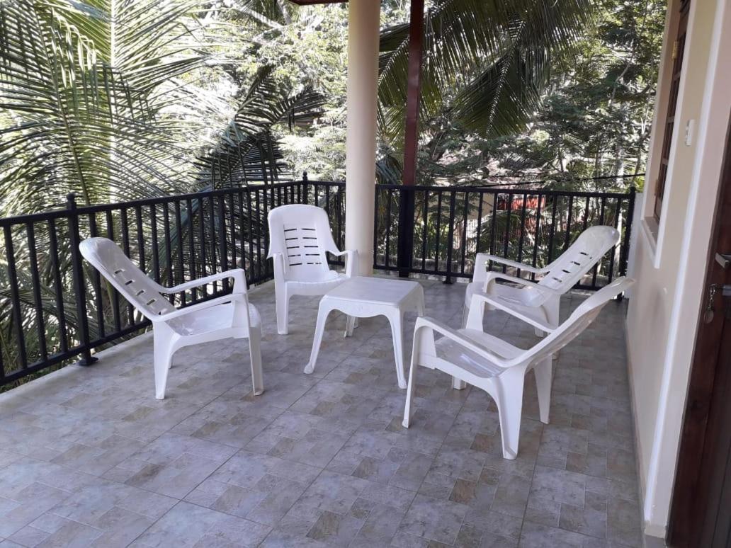 Hotel Blue Point Rest Tangalle Exterior foto