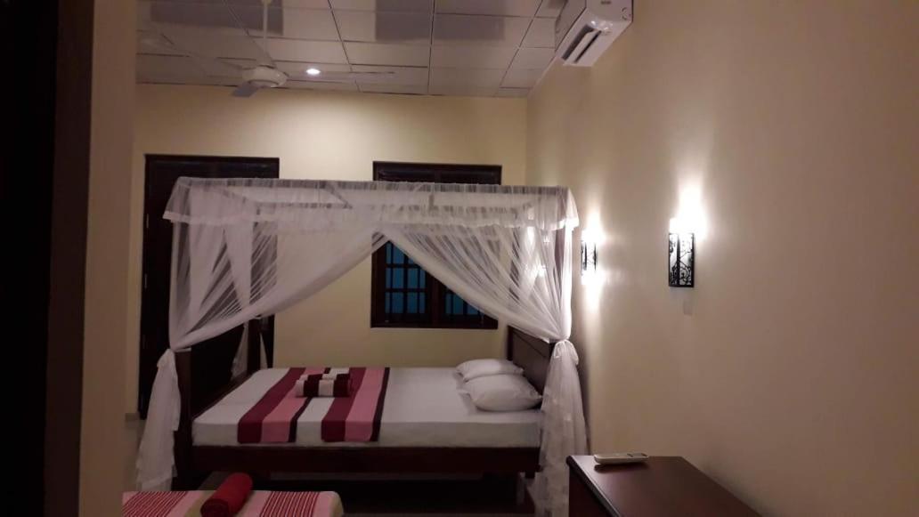 Hotel Blue Point Rest Tangalle Exterior foto